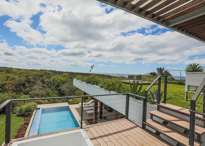 Luna Luxury Meets Nature Playa Azul
