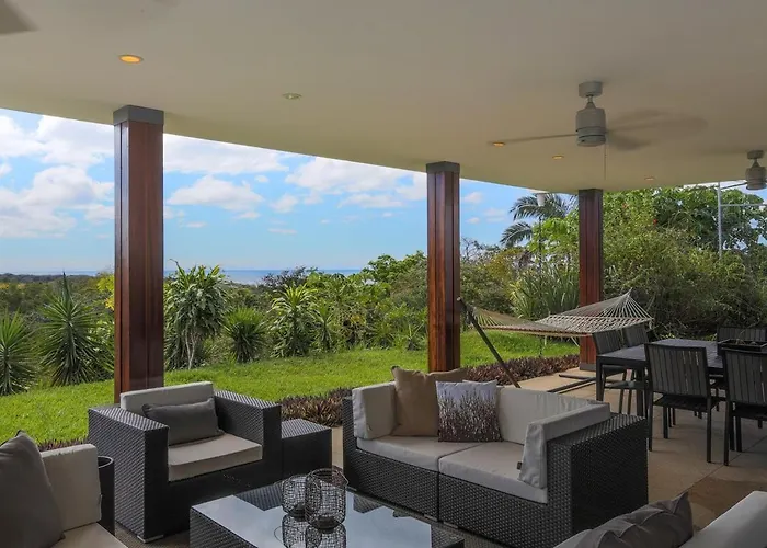 Villa Luna Luxury Meets Nature
